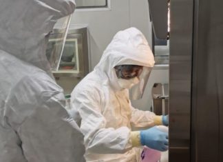 Estado de México adquiere equipo para analizar muestras de coronavirus. 200 a 500 estudios diarios