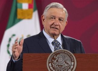 Anónimos en las redes contra AMLO
