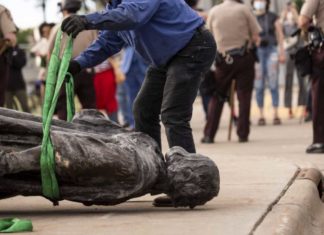 Primero derrumban estatuas de Cristóbal Colón, ahora la del conquistador Juan de Oñate. ¿Quién sigue? ¿Junípero Serra?