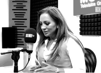 Congresista Delcy Izasa y Esmeralda de Luna en Palabras Mass